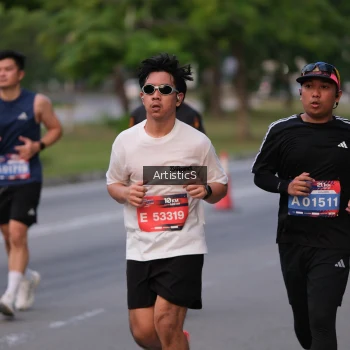 Runner Photo 3867575