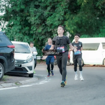 Runner Photo 3867628