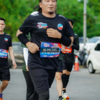 Runner Photo 3867630
