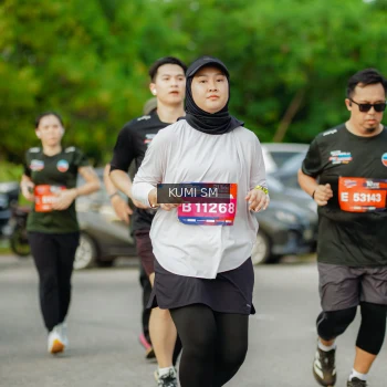 Runner Photo 3867675