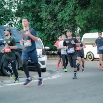 Runner Photo 3867699