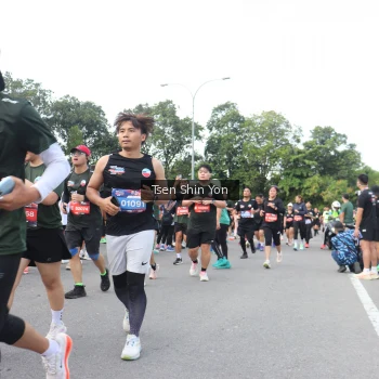 Runner Photo 3867725