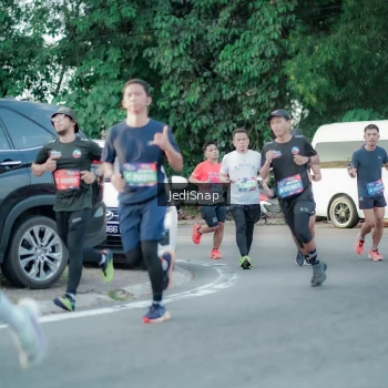 Runner Photo 3867730