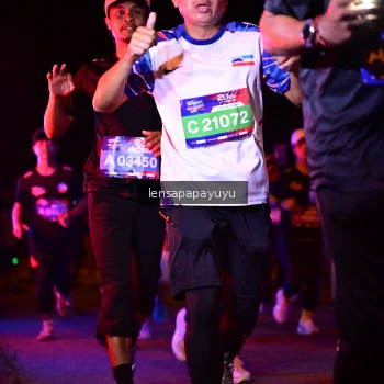 Runner Photo 3868035