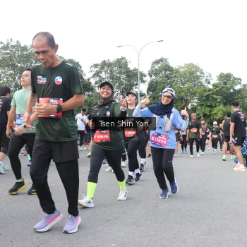 Runner Photo 3868295