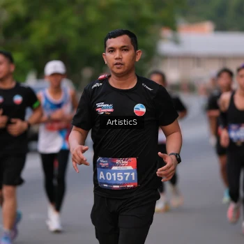 Runner Photo 3868377