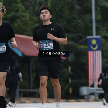 Runner Photo 3868467