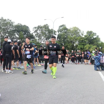 Runner Photo 3868506