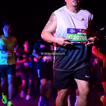 Runner Photo 3868515