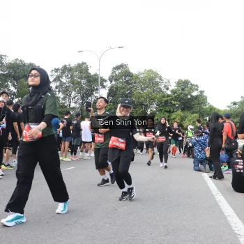 Runner Photo 3868705