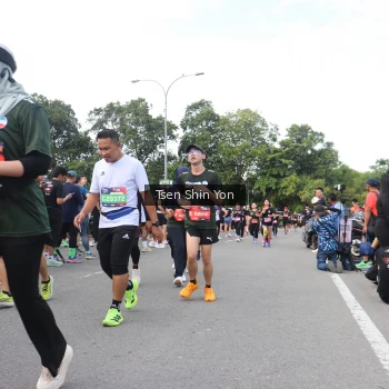 Runner Photo 3868850