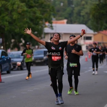 Runner Photo 3868950