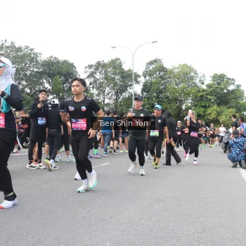 Runner Photo 3869063