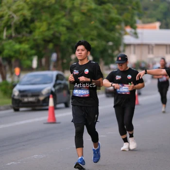 Runner Photo 3869073
