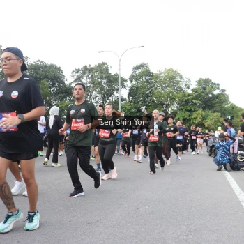 Runner Photo 3869349