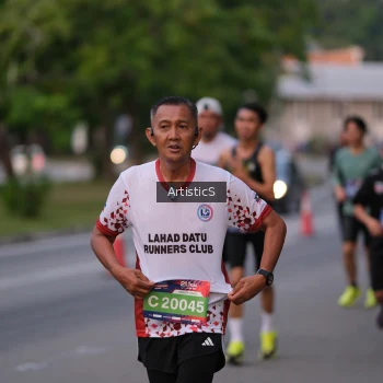 Runner Photo 3869385