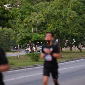 Runner Photo 3869873