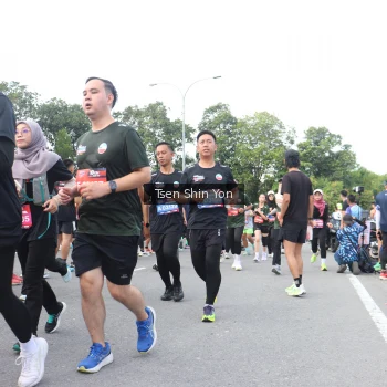 Runner Photo 3869891