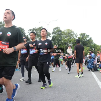 Runner Photo 3869899