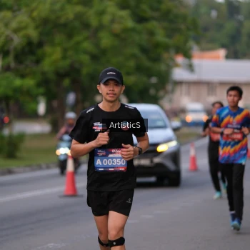 Runner Photo 3870329