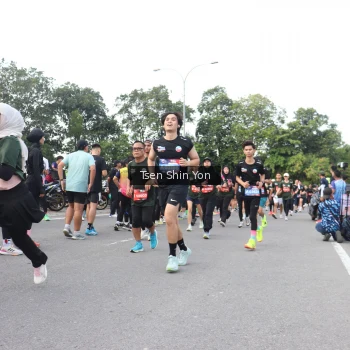 Runner Photo 3870379