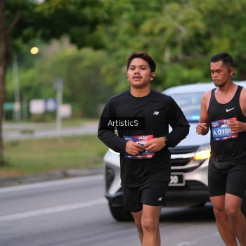 Runner Photo 3870525