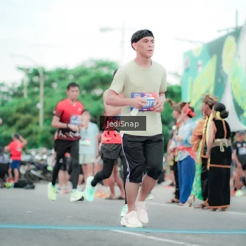 Runner Photo 3870962