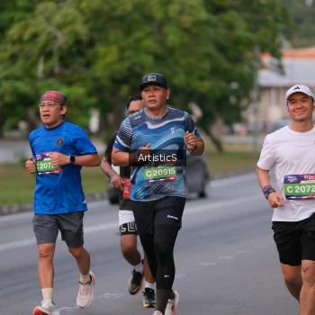 Runner Photo 3870965