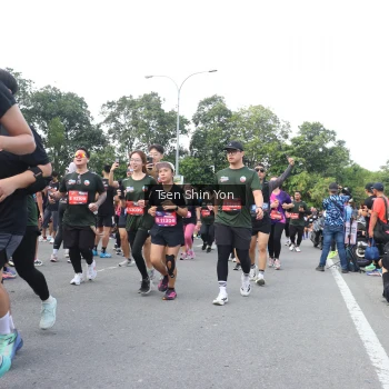 Runner Photo 3871215