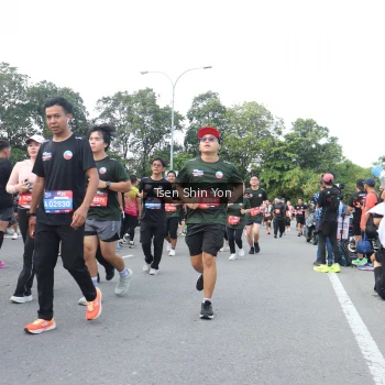 Runner Photo 3871557