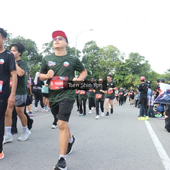 Runner Photo 3871573