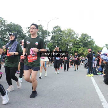 Runner Photo 3871656