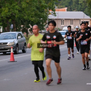 Runner Photo 3871671