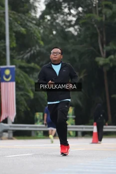 Runner Photo 3871845