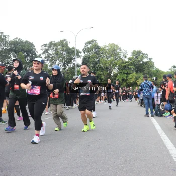 Runner Photo 3871854