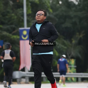 Runner Photo 3871888