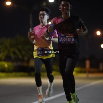 Runner Photo 3872055