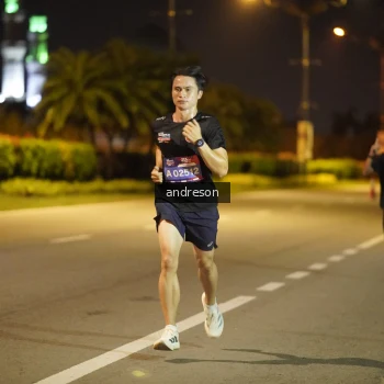 Runner Photo 3872070