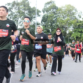 Runner Photo 3872245