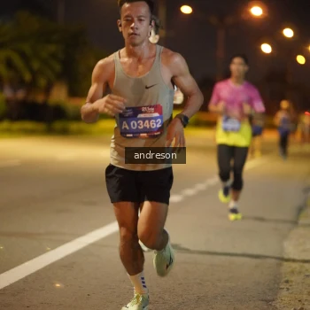 Runner Photo 3872395