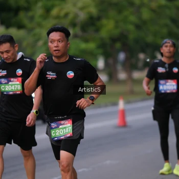 Runner Photo 3872435