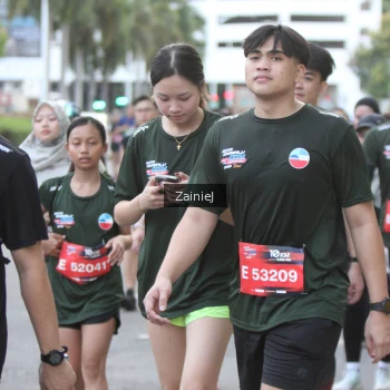 Runner Photo 3872443