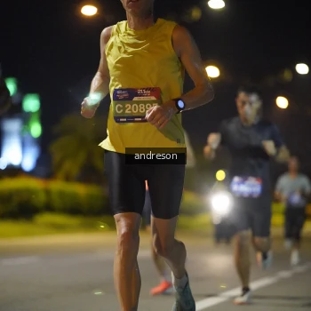 Runner Photo 3872692