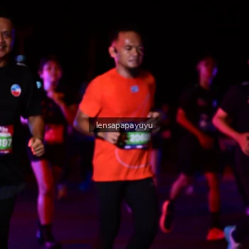 Runner Photo 3872905