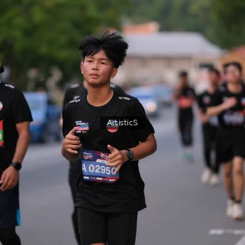 Runner Photo 3872971