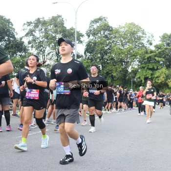 Runner Photo 3873187