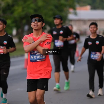 Runner Photo 3873223