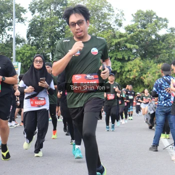 Runner Photo 3873263