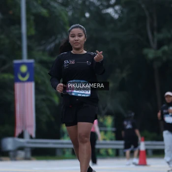 Runner Photo 3873372