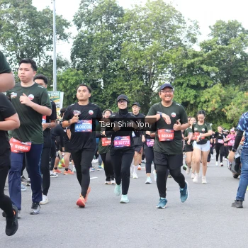 Runner Photo 3873373